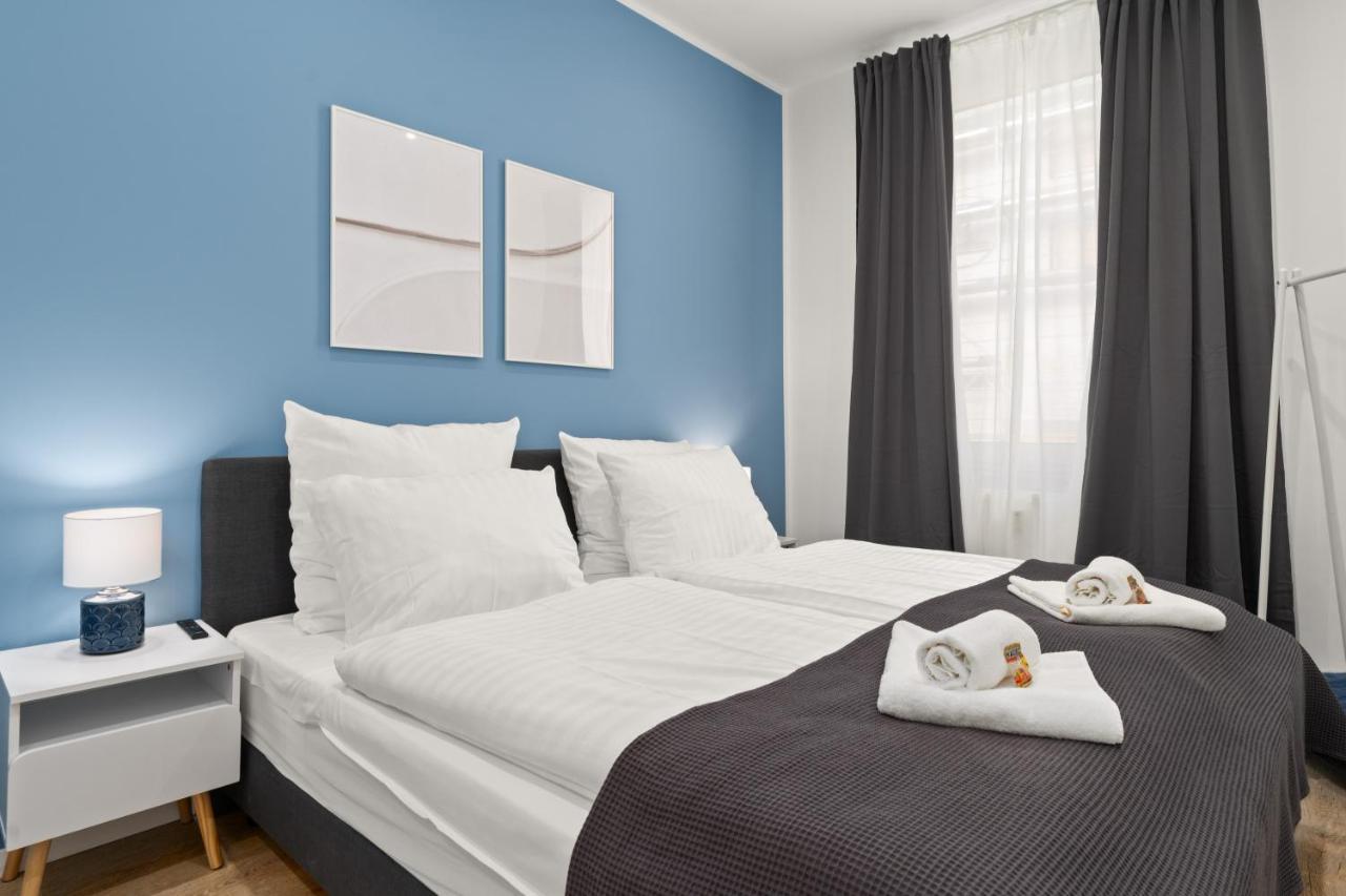 Shiny Homes - Elegant City Apartments Bielefeld Esterno foto