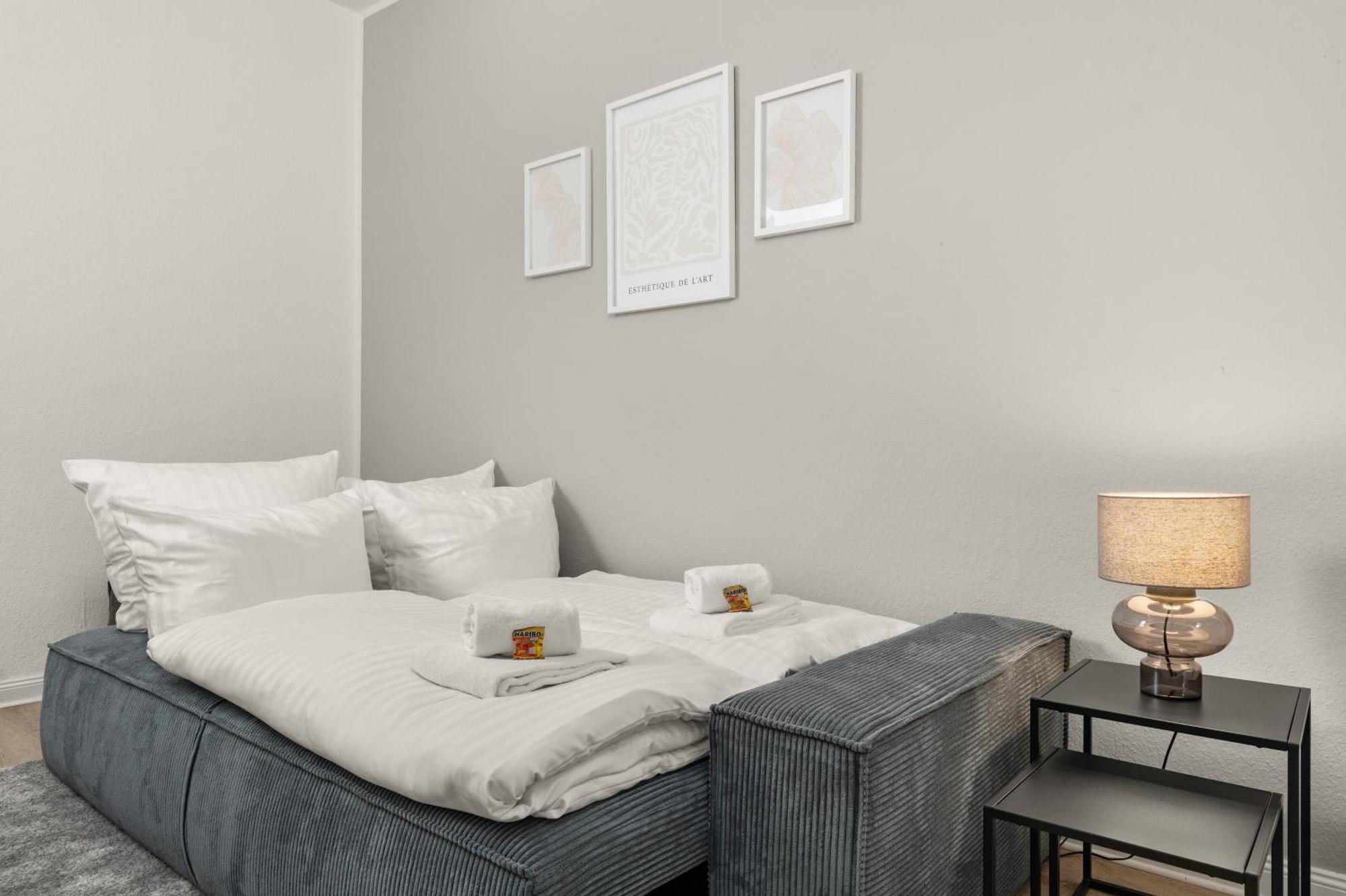 Shiny Homes - Elegant City Apartments Bielefeld Esterno foto